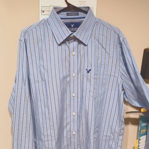 NWOT American Eagle Outfitters Long Sleeve Button Down
